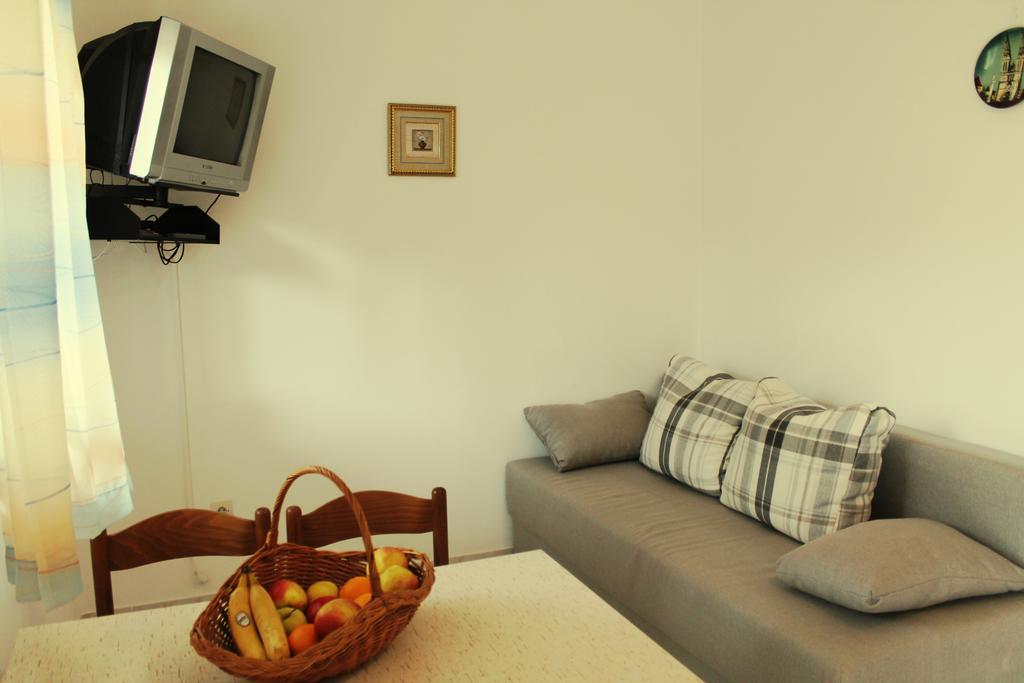 איוואן דולץ Apartments Lancek מראה חיצוני תמונה